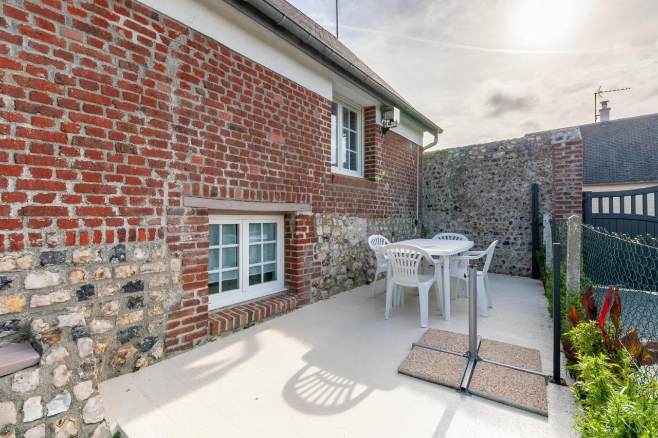 Dido Newfy Home Sainte-Marie-au-Bosc Bagian luar foto